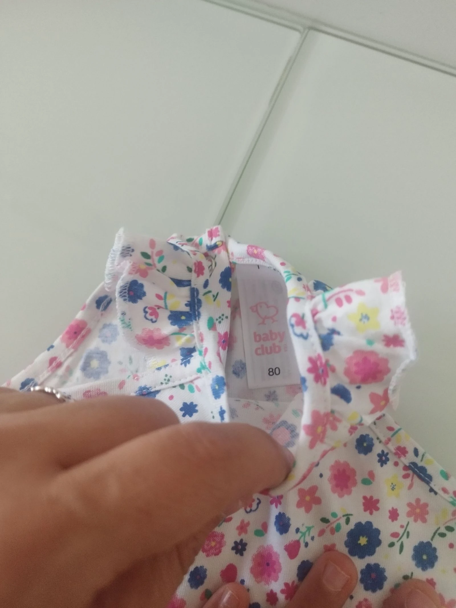 Sleeveless flower shirt 12-18 months – photo 3